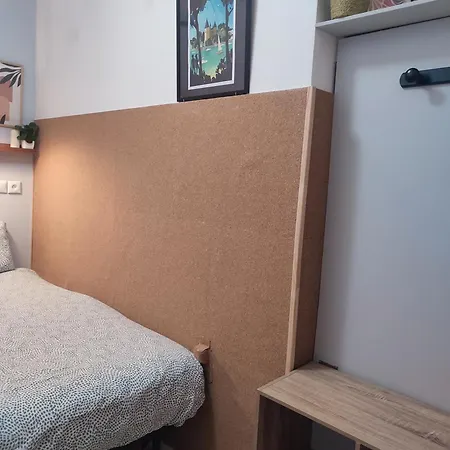 Au Bord De L'eau, Proche Plages