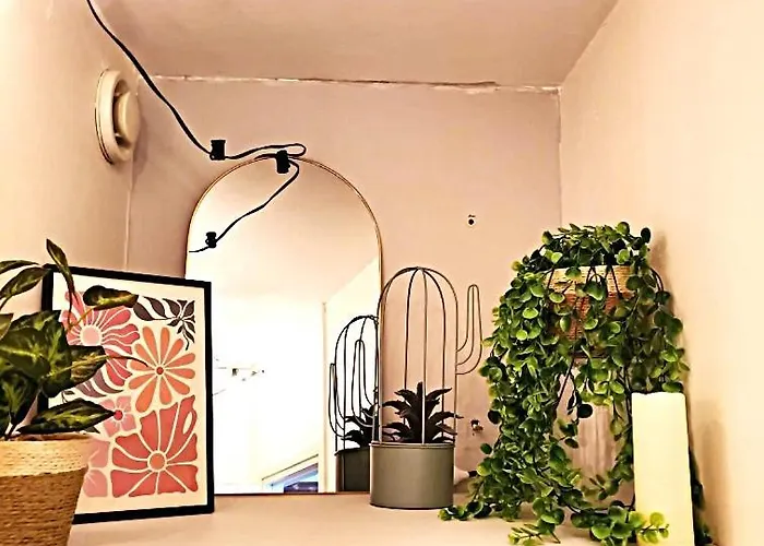 Au Bord De L'eau, Proche Plages *